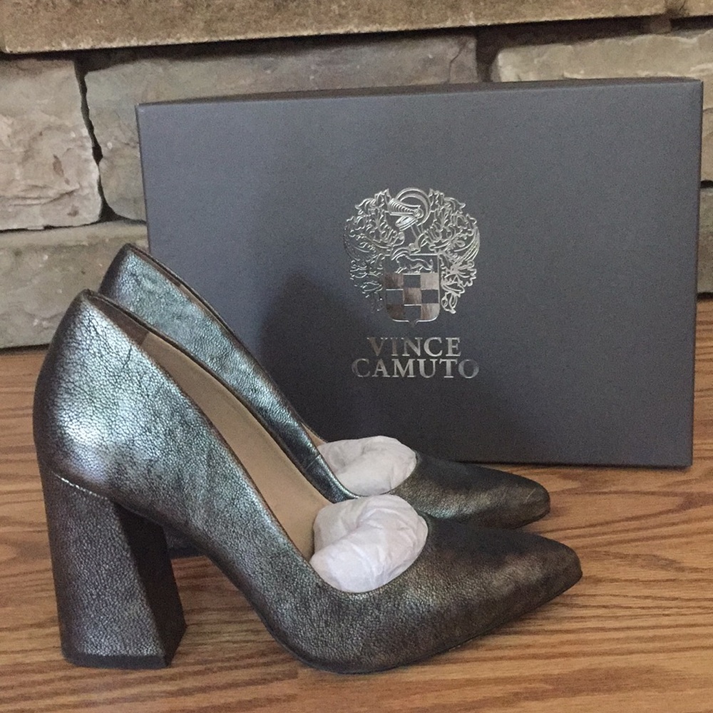 Vince Camuto Pumps